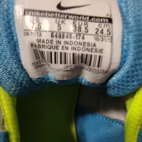 Nike Training Totalcore TR2 Running Shoes 749344-600 Women's 7.5M - Picture 6 of 6